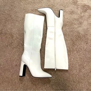 White Leather Heeled Boots - Gogo style - Size 7 1/2